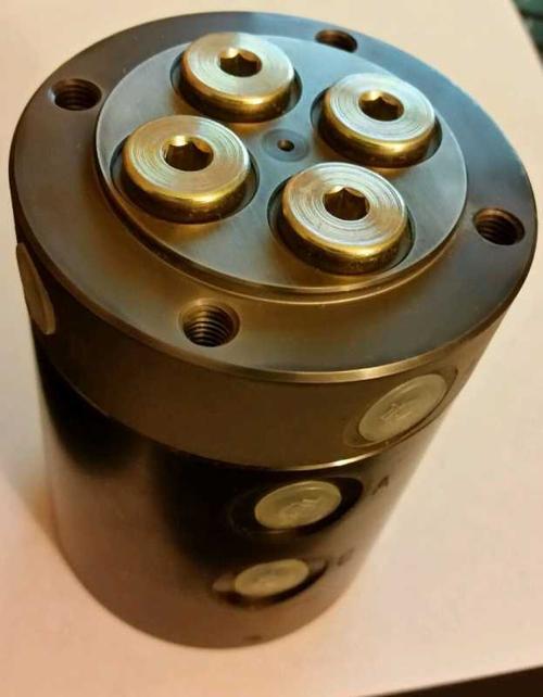 本公司還供應(yīng)上述產(chǎn)品的同類(lèi)產(chǎn)品: 旋轉(zhuǎn)接頭